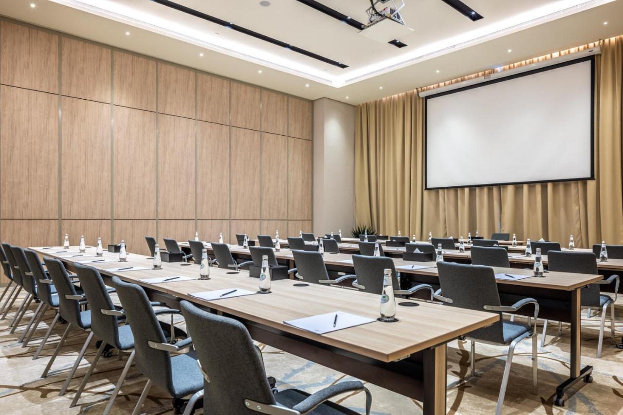 Citadines Abha Aparthotel Exterior foto Meeting room