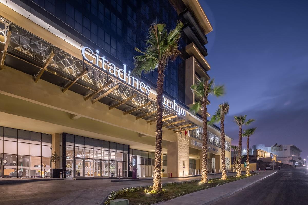 Citadines Abha Aparthotel Exterior foto The entrance of the mall